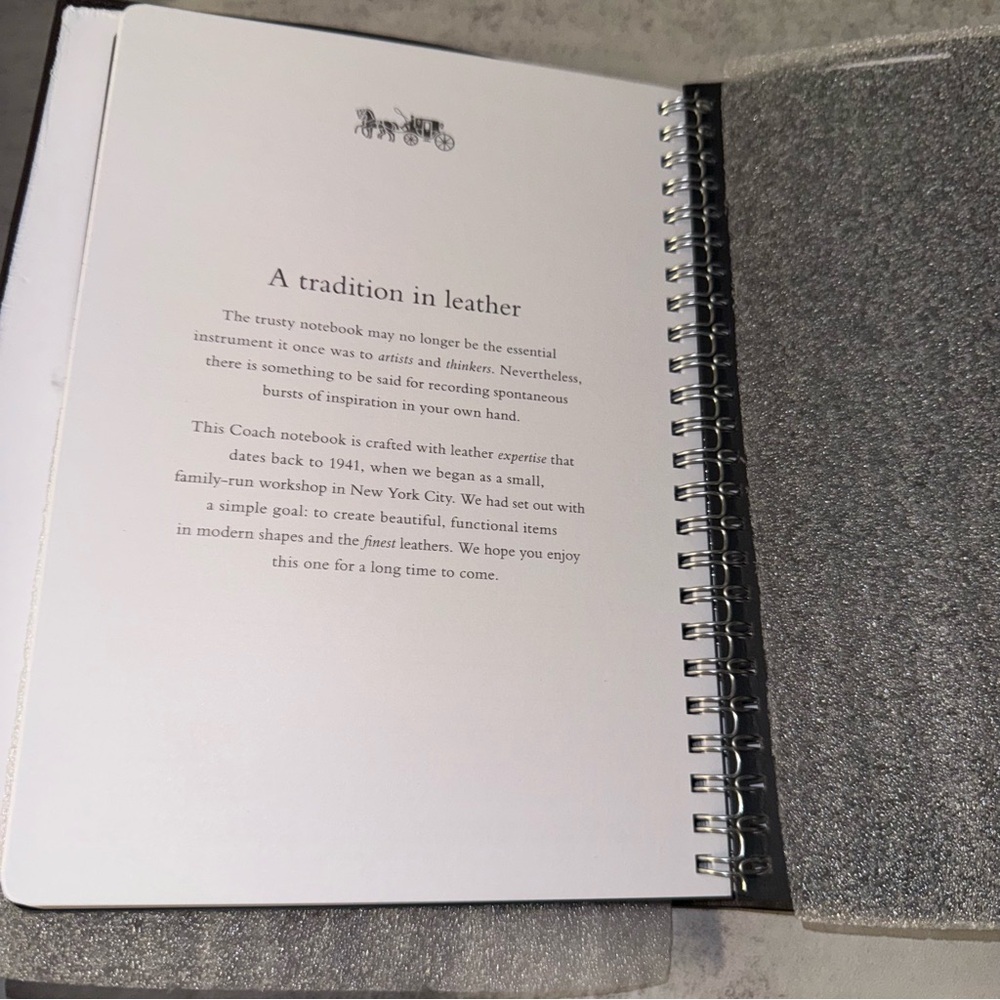 Coach black cherry print Notebook - Picture 4 of 7